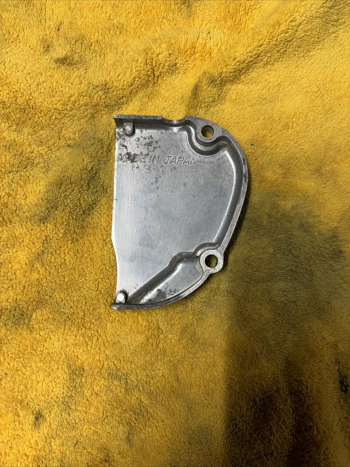 1974 Kawasaki F7 175 Enduro Engine Oil Pump Case Cover