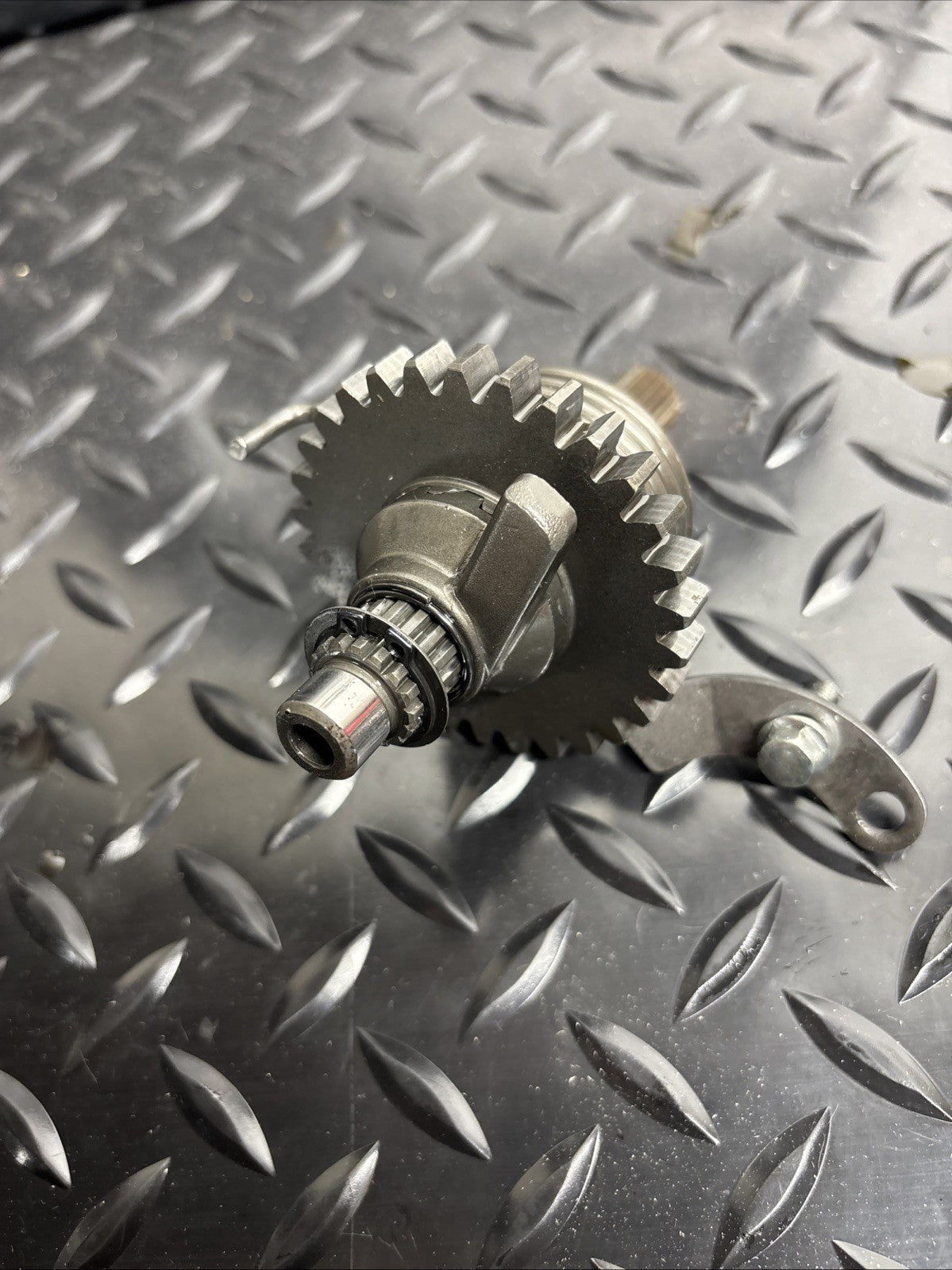 1994 Kawasaki KX125 94-98 OEM Kickstart Kick Start Shaft Idle Gear 13066-1019