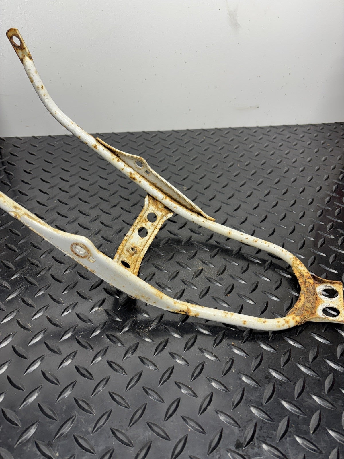 1991 Honda XR250L Rear Fender Support Bracket Rail 80110-KV6-00ZA