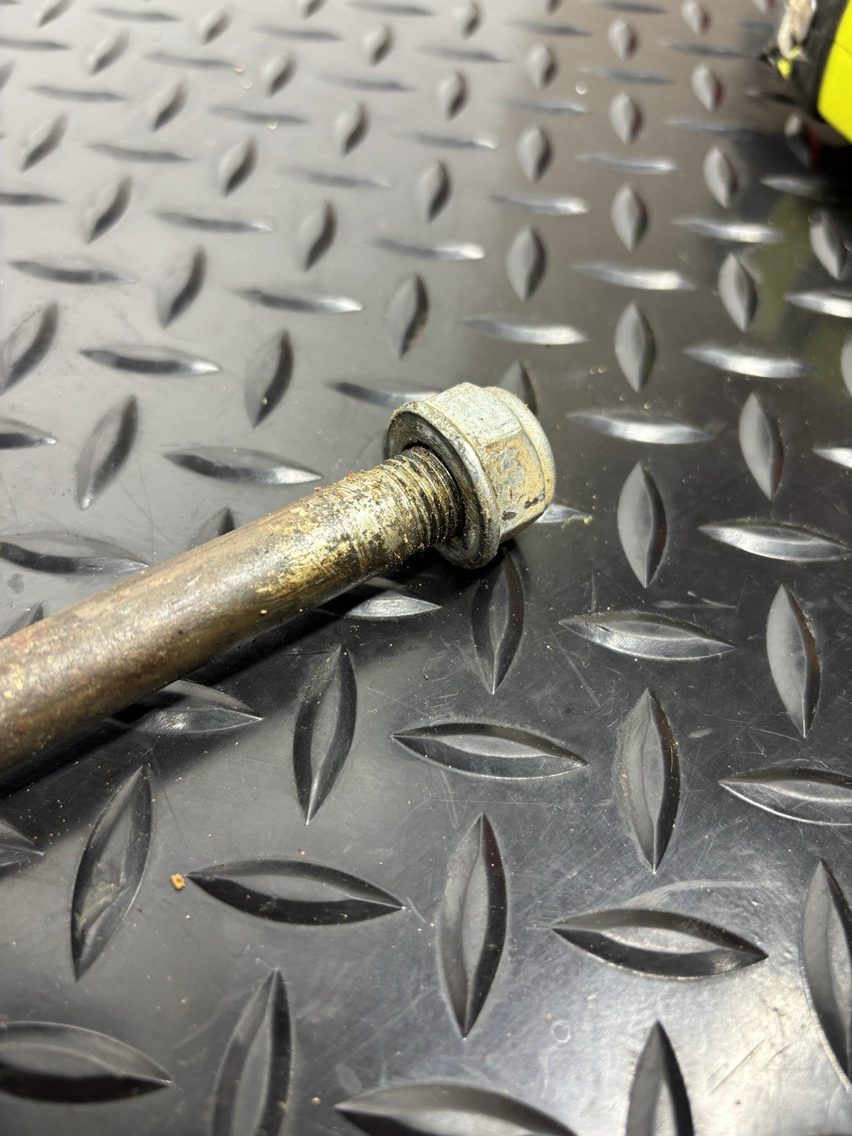 91 Honda XR250L Rear Back Swingarm Bolt Pivot Axle Suspension OEM 90121-KT1-670
