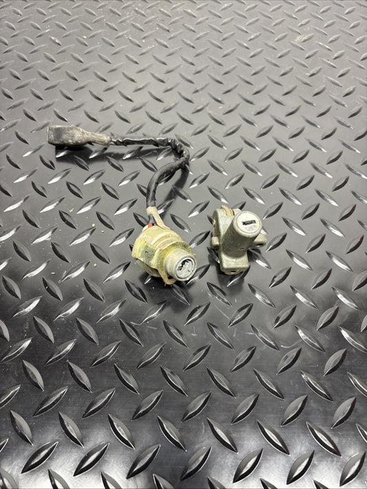 1976 Kawasaki KZ400 Ignition Seat Lock No Key Kz 400