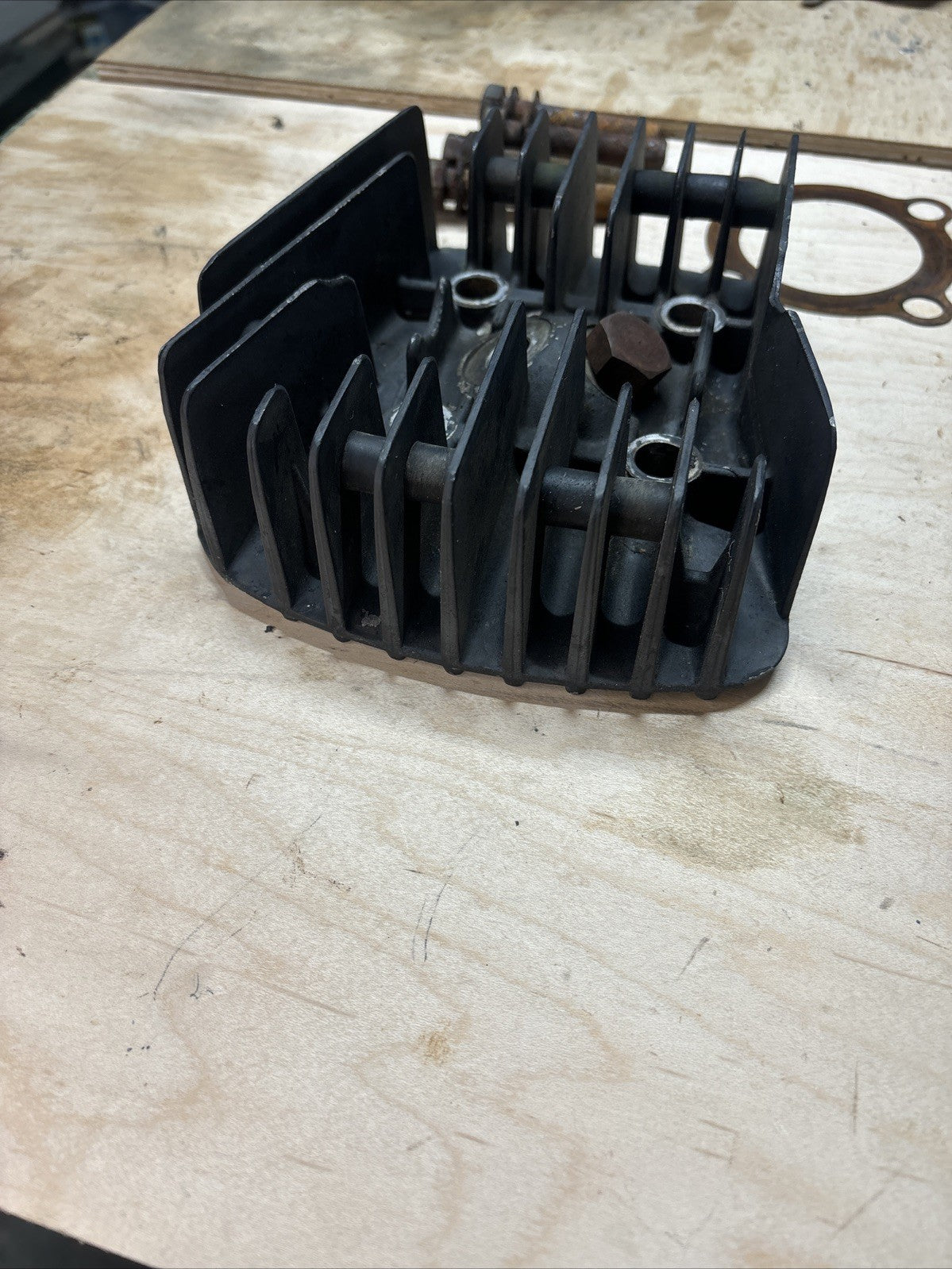 1974 Kawasaki F7 175 Enduro Cylinder Head With Head Gasket And Bolts