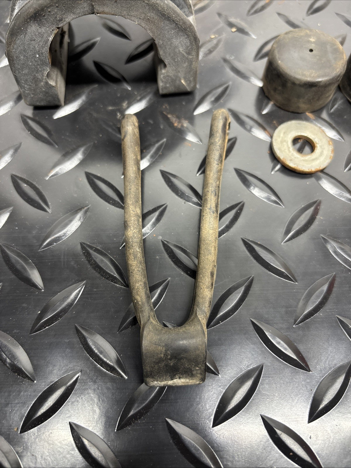 1976 Kawasaki KZ400 Gas Fuel Tank Dampers Rubbers