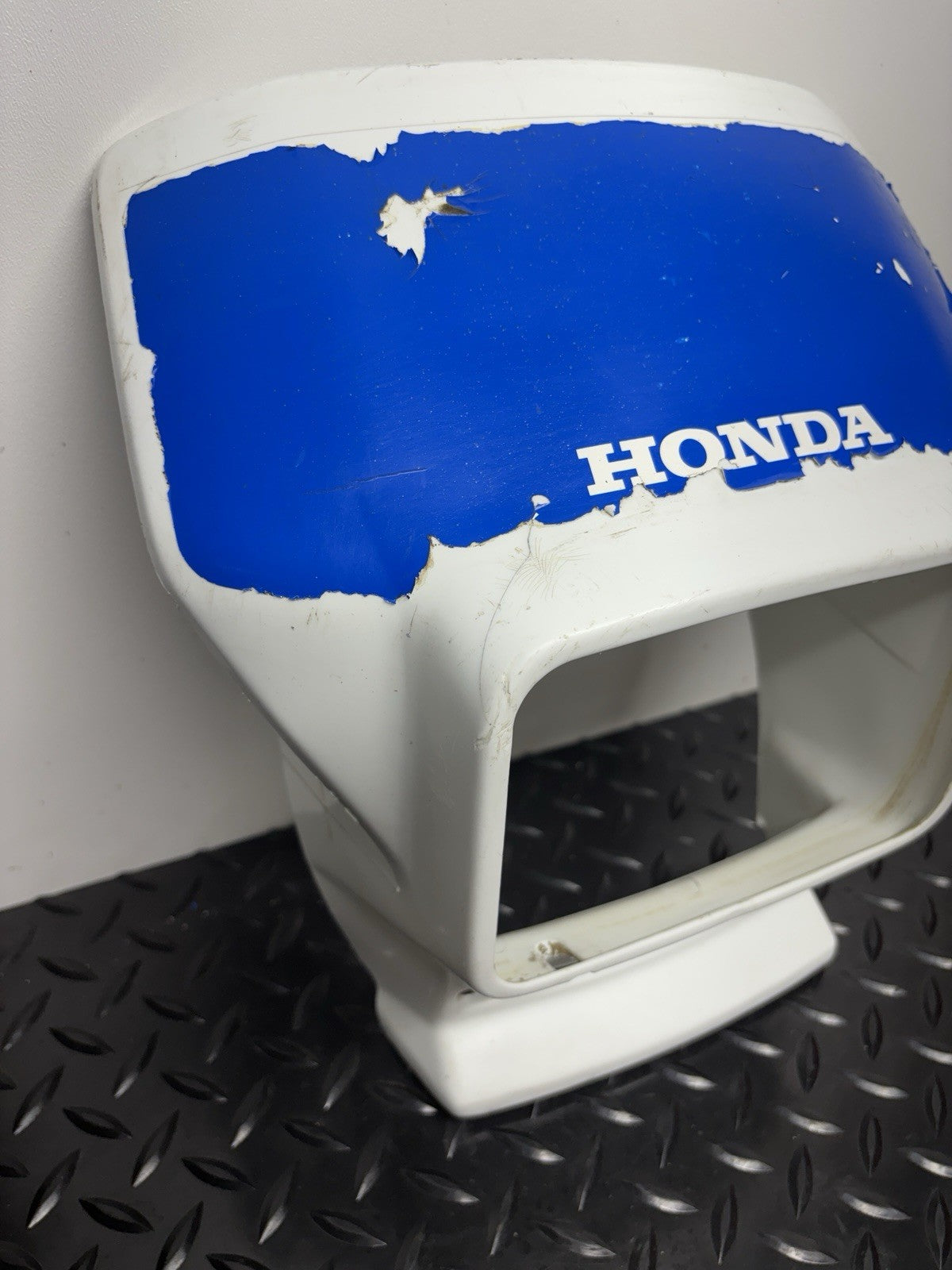 91 Honda XR250L OEM Front Headlight Shroud Head Light Fairing 87125-KV6-670ZA
