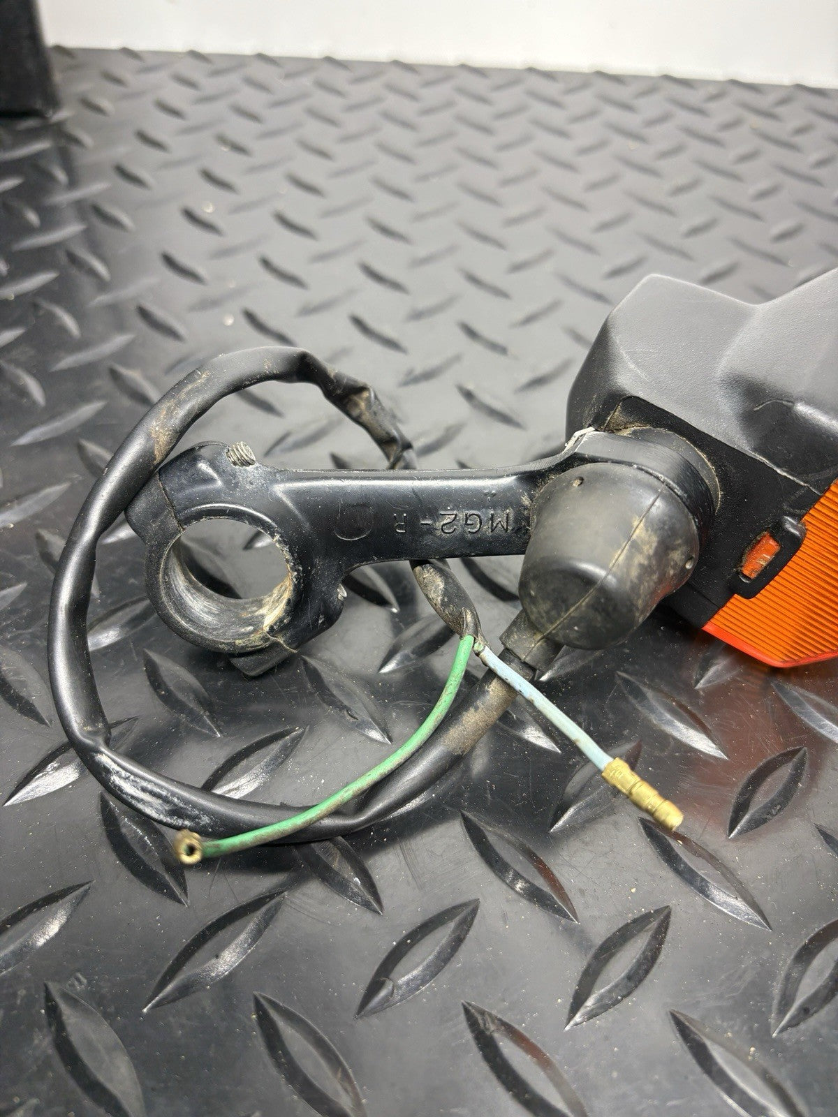1991 Honda XR250L Front Turn Signal Assembly Set Directionals *Working*