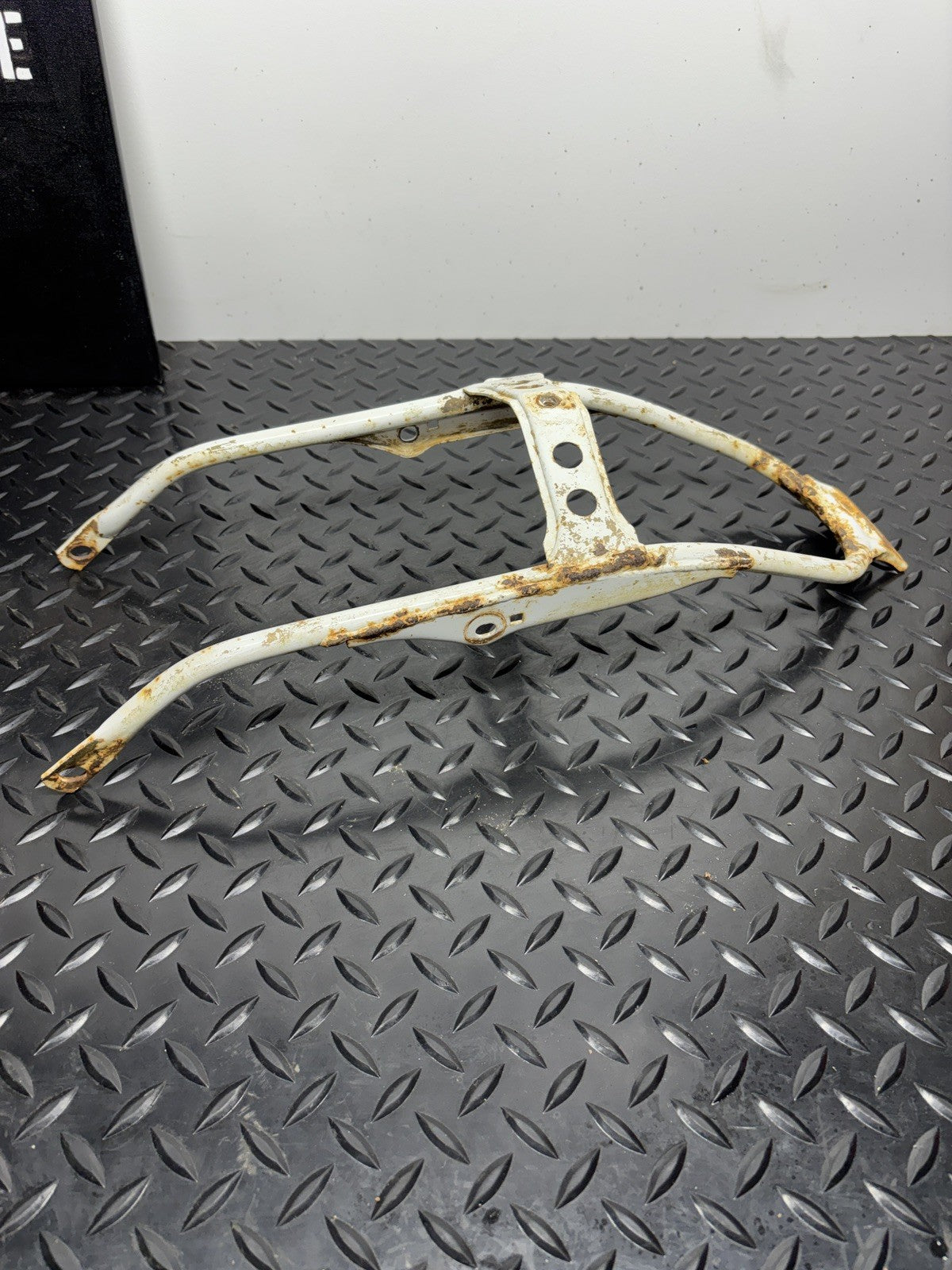 1991 Honda XR250L Rear Fender Support Bracket Rail 80110-KV6-00ZA
