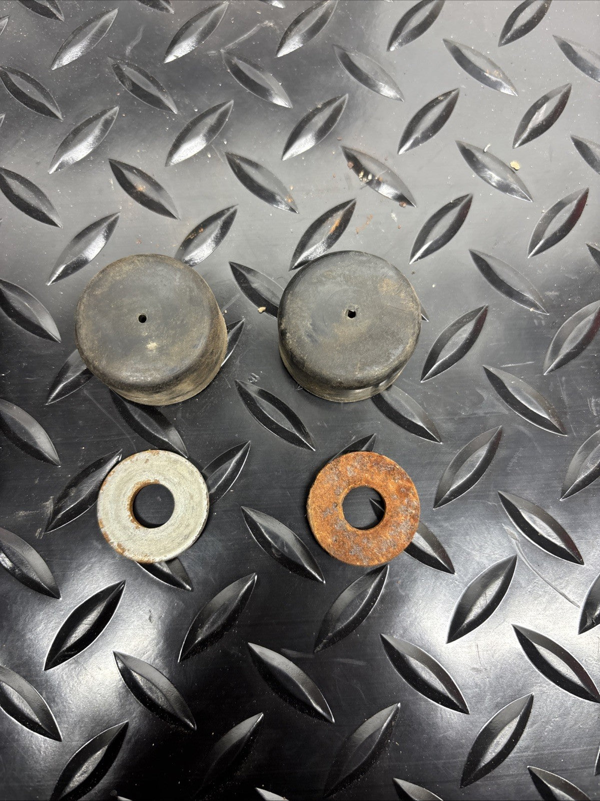 1976 Kawasaki KZ400 Gas Fuel Tank Dampers Rubbers