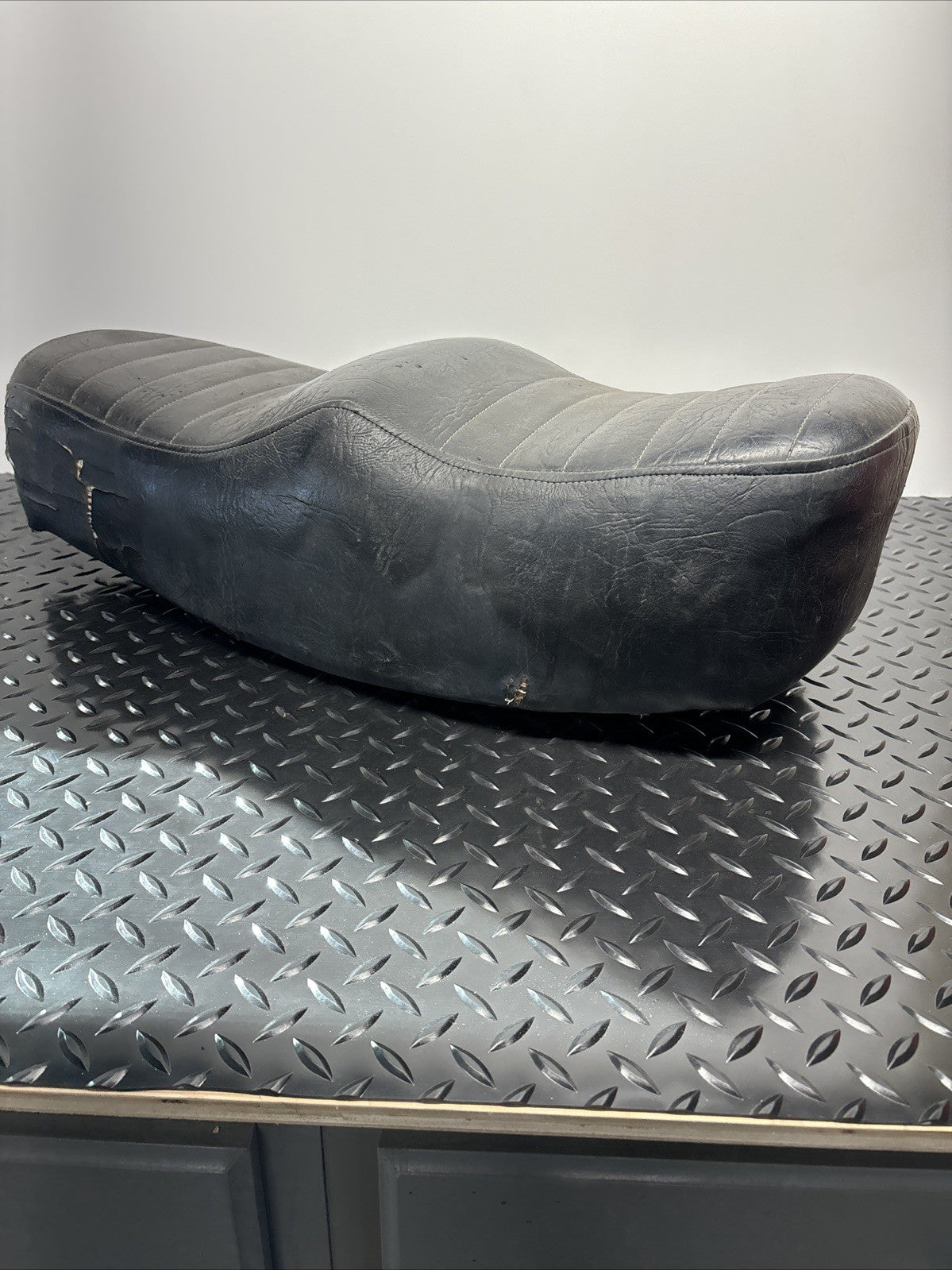 1976 Kawasaki KZ400 Seat Cushion Cover Pan Saddle Ltd Style
