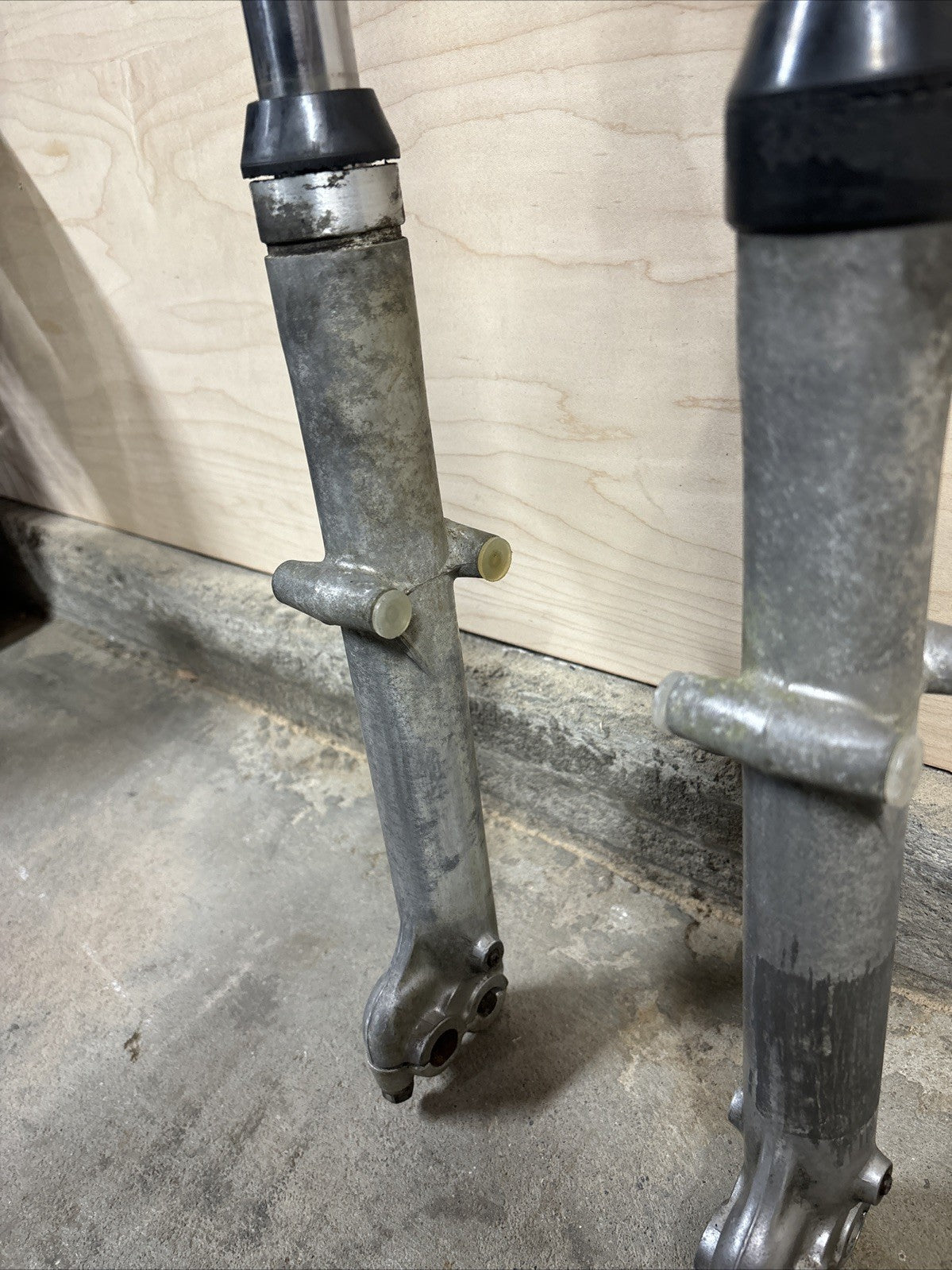 1974 Kawasaki F7 175 Enduro Front Forks Triple Tree Clamps Front End OEM