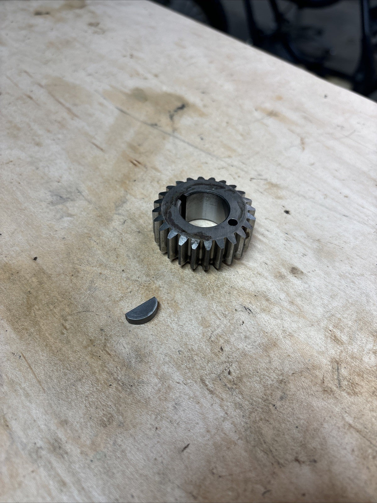 1974 KAWASAKI 175 F7 Enduro Crank Gear And Woodruff Key