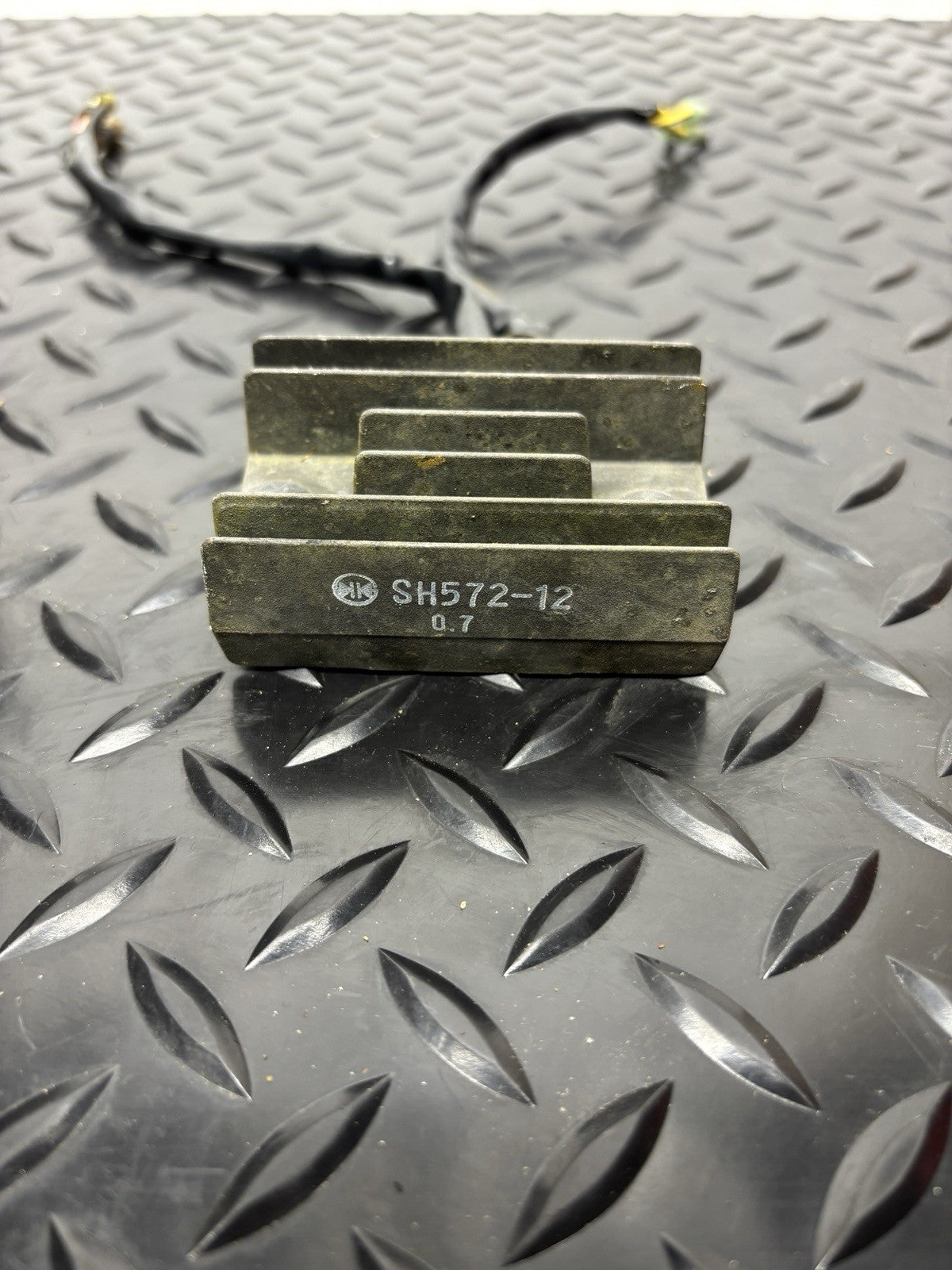 91 Honda XR250L OEM Engine Voltage Regulator Rectifier