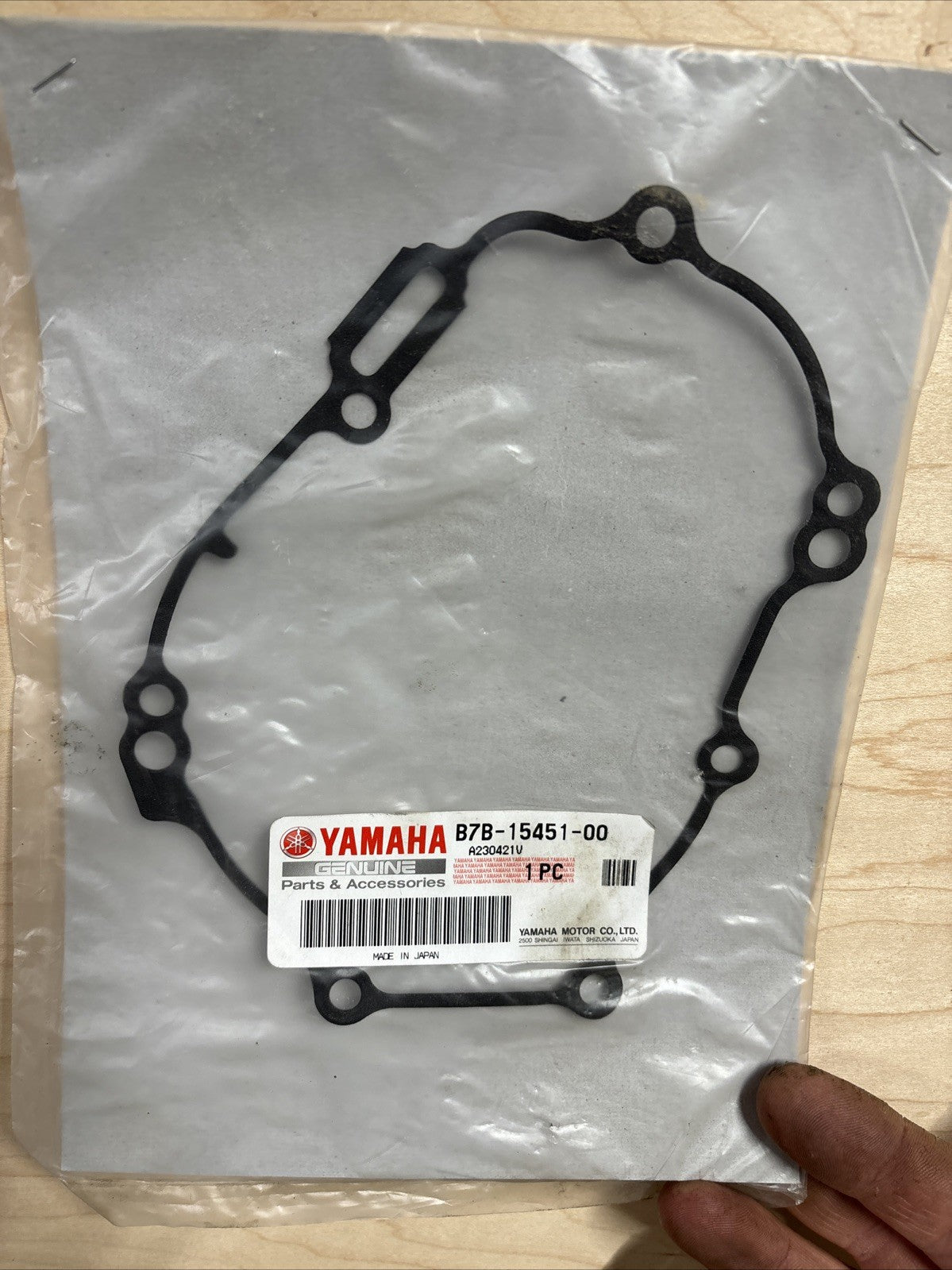 NEW GENUINE YAMAHA B7B1545100 CRANKCASE COVER GASKET OEM YZ250F