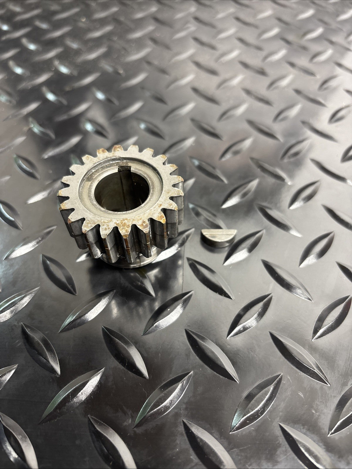 1994 94-98 Kawasaki KX125 KX 125 / Nice OEM Engine Crank Primary Spur Gear