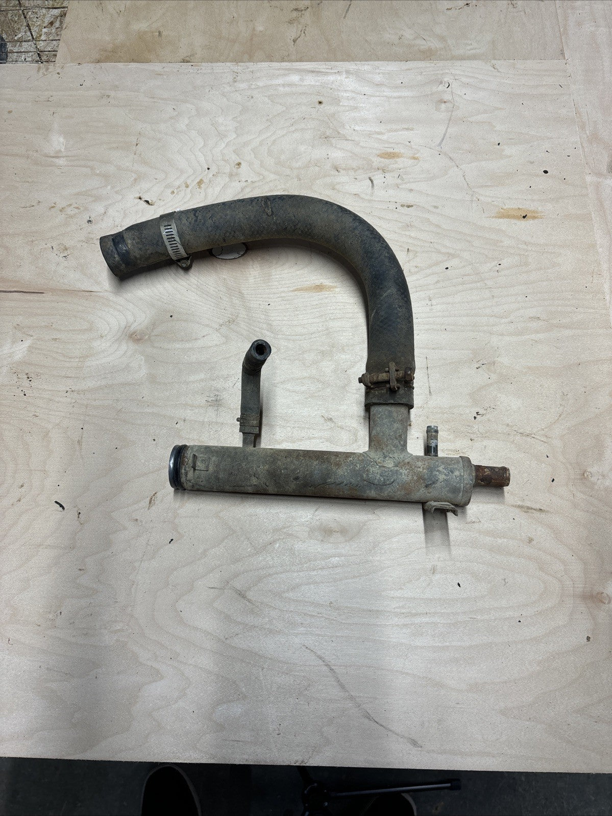Suzuki Samurai Water Inlet Pipe, Water Log, Manifold, Water Inlet Tube