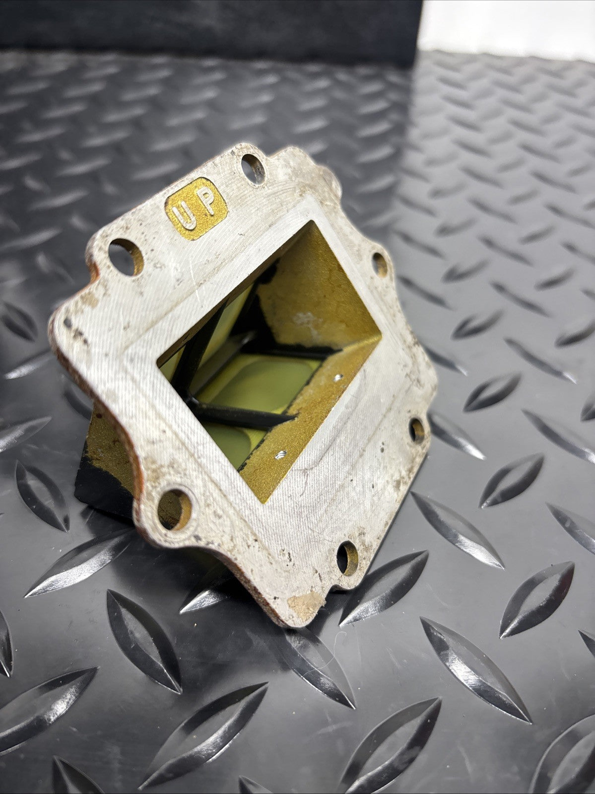 1994 Kawasaki KX125 KX 125 Reed Cage Reeds Mount