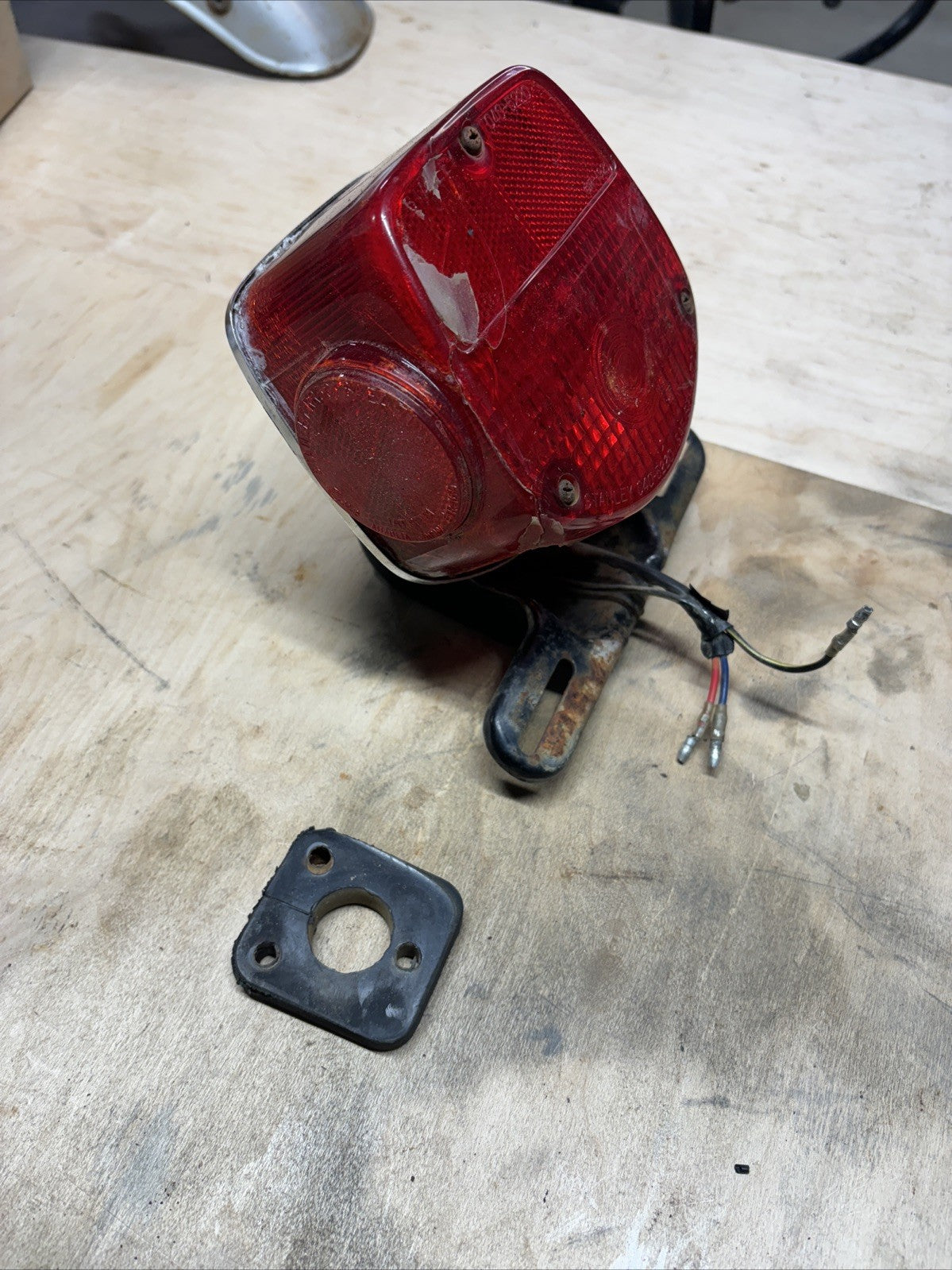 1974 Kawasaki F7 175 Enduro Rear Fender Taillight Assembly Mounting Bracket OEM