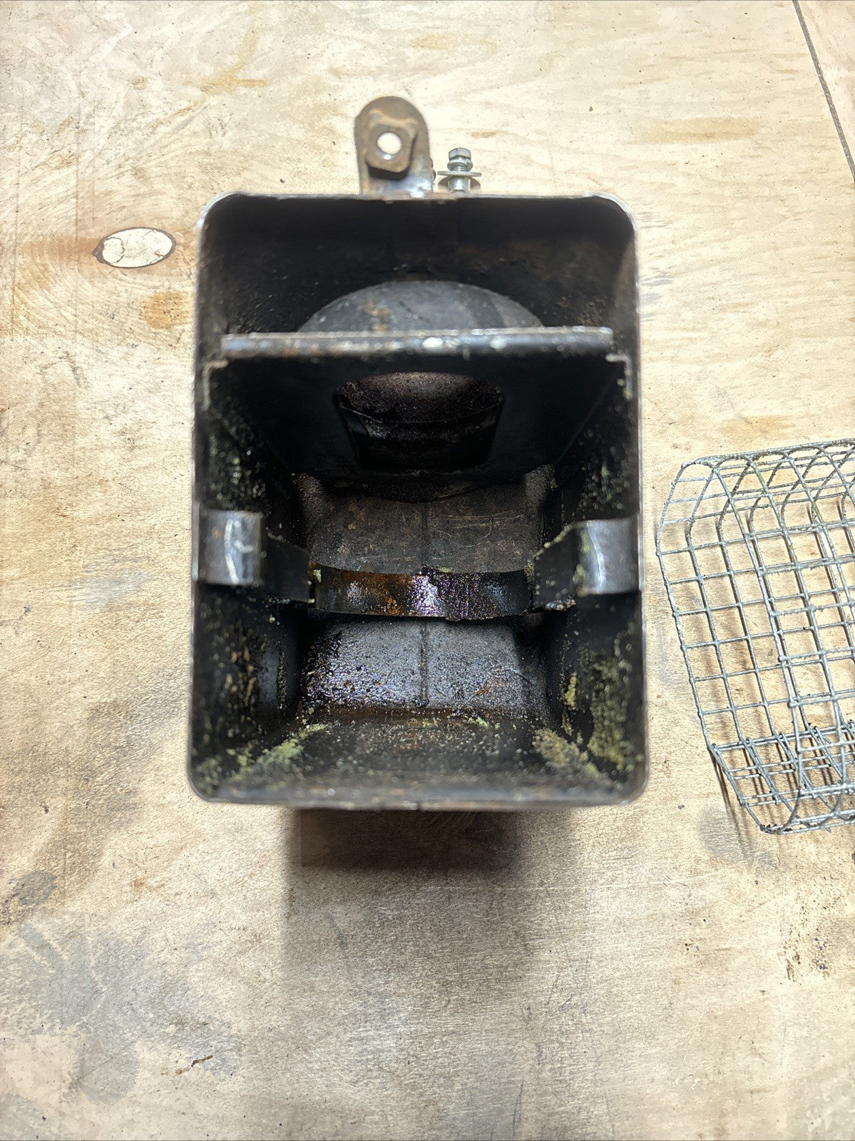 1974 Kawasaki F7 175 Enduro Airbox Air Box