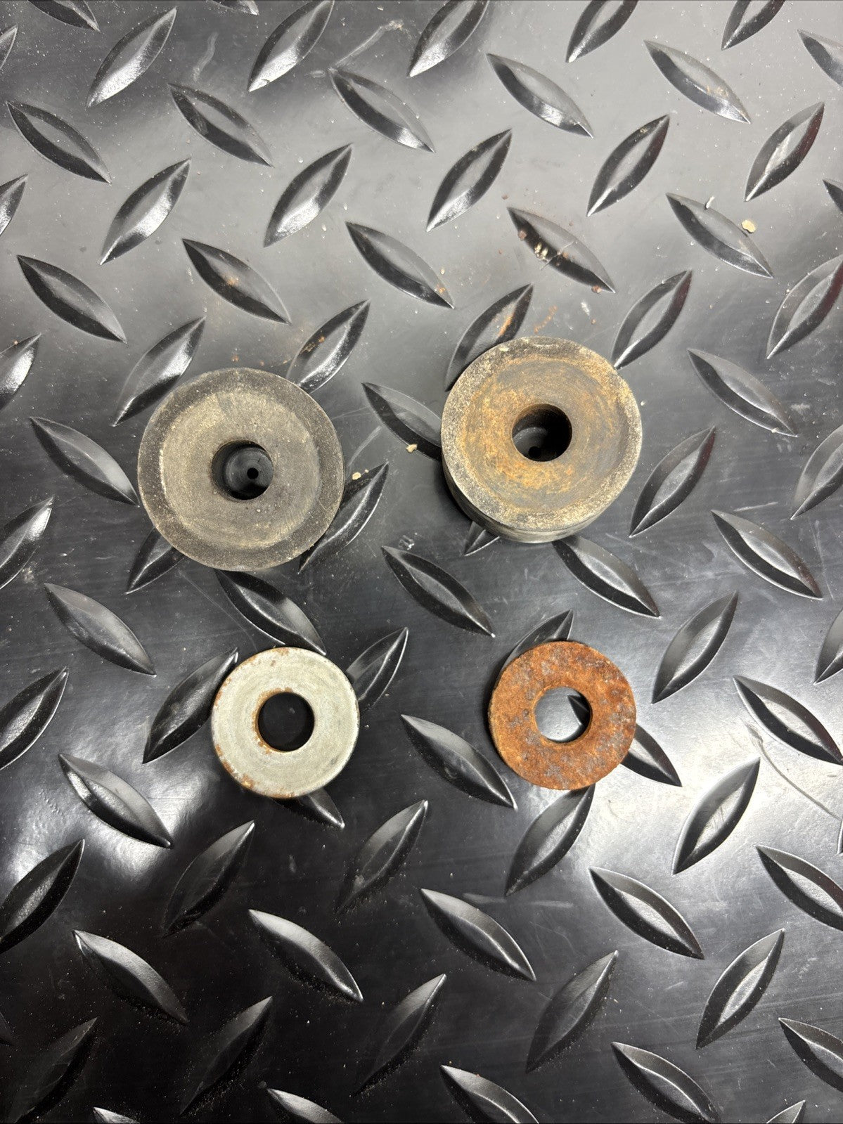1976 Kawasaki KZ400 Gas Fuel Tank Dampers Rubbers