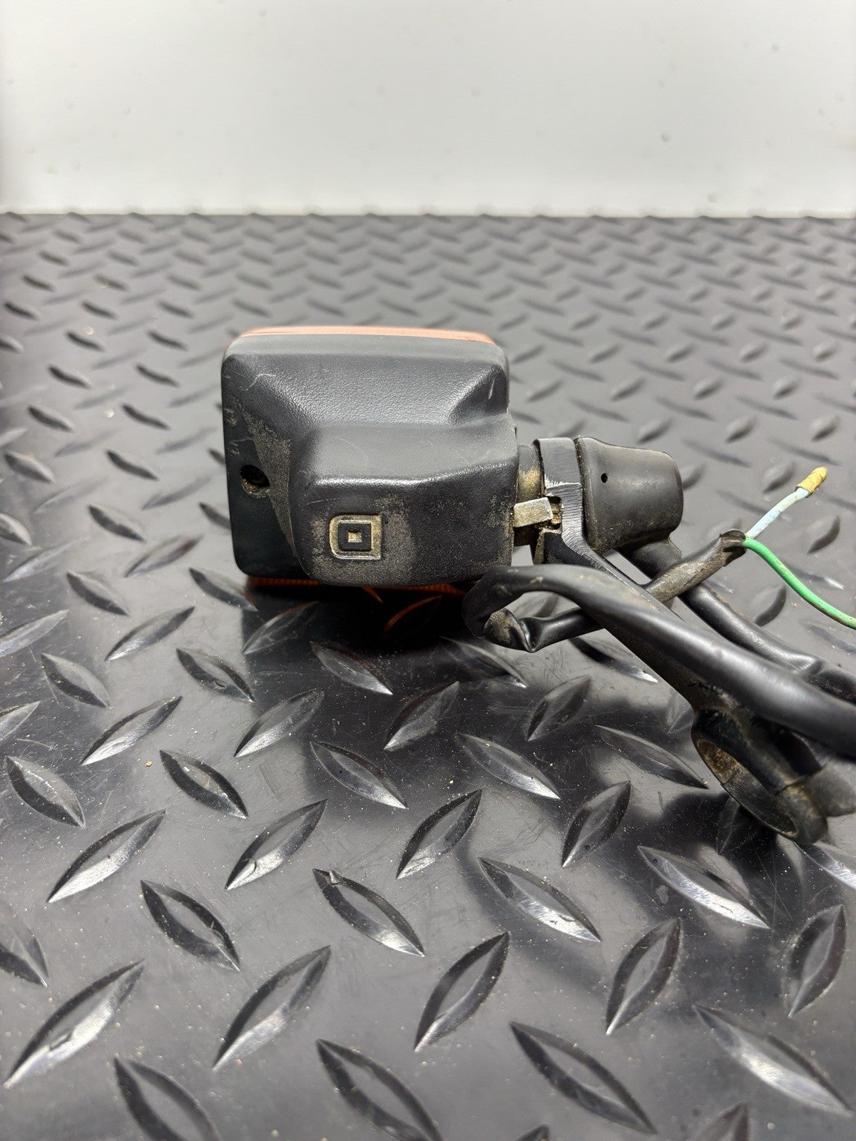1991 Honda XR250L Front Turn Signal Assembly Set Directionals *Working*