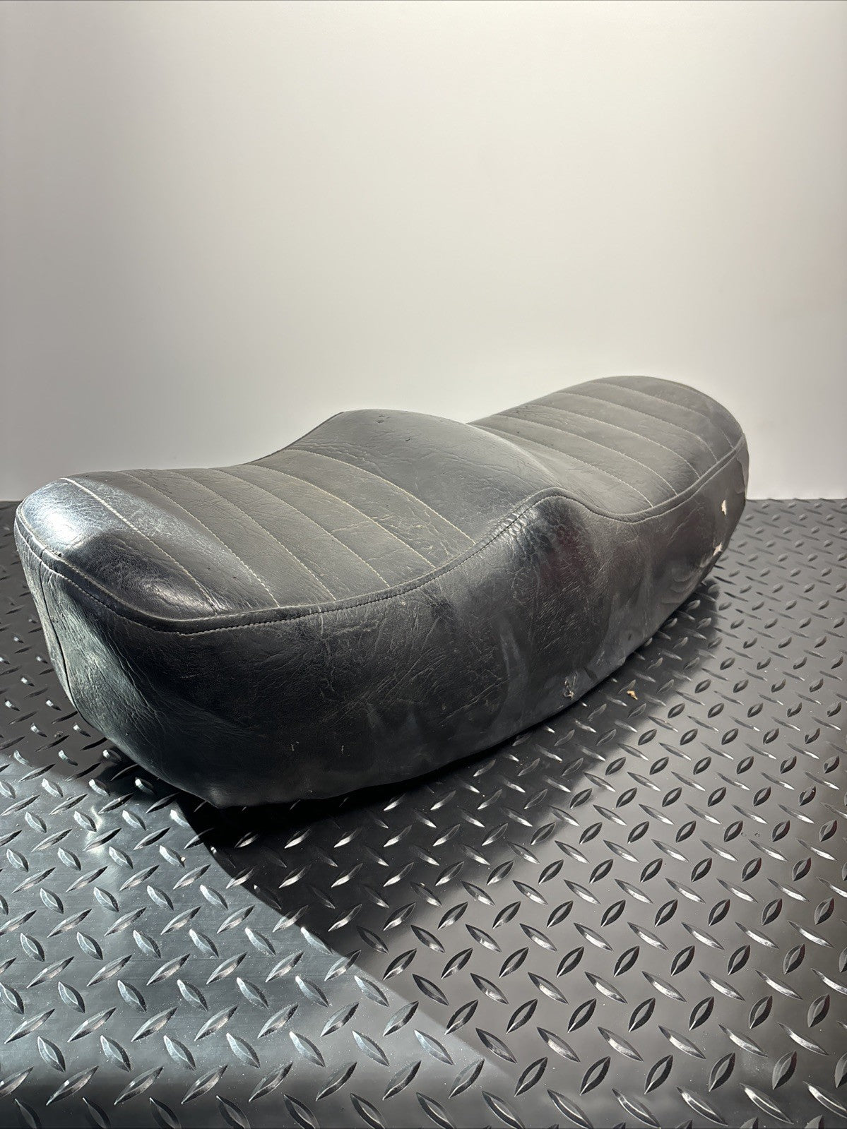 1976 Kawasaki KZ400 Seat Cushion Cover Pan Saddle Ltd Style