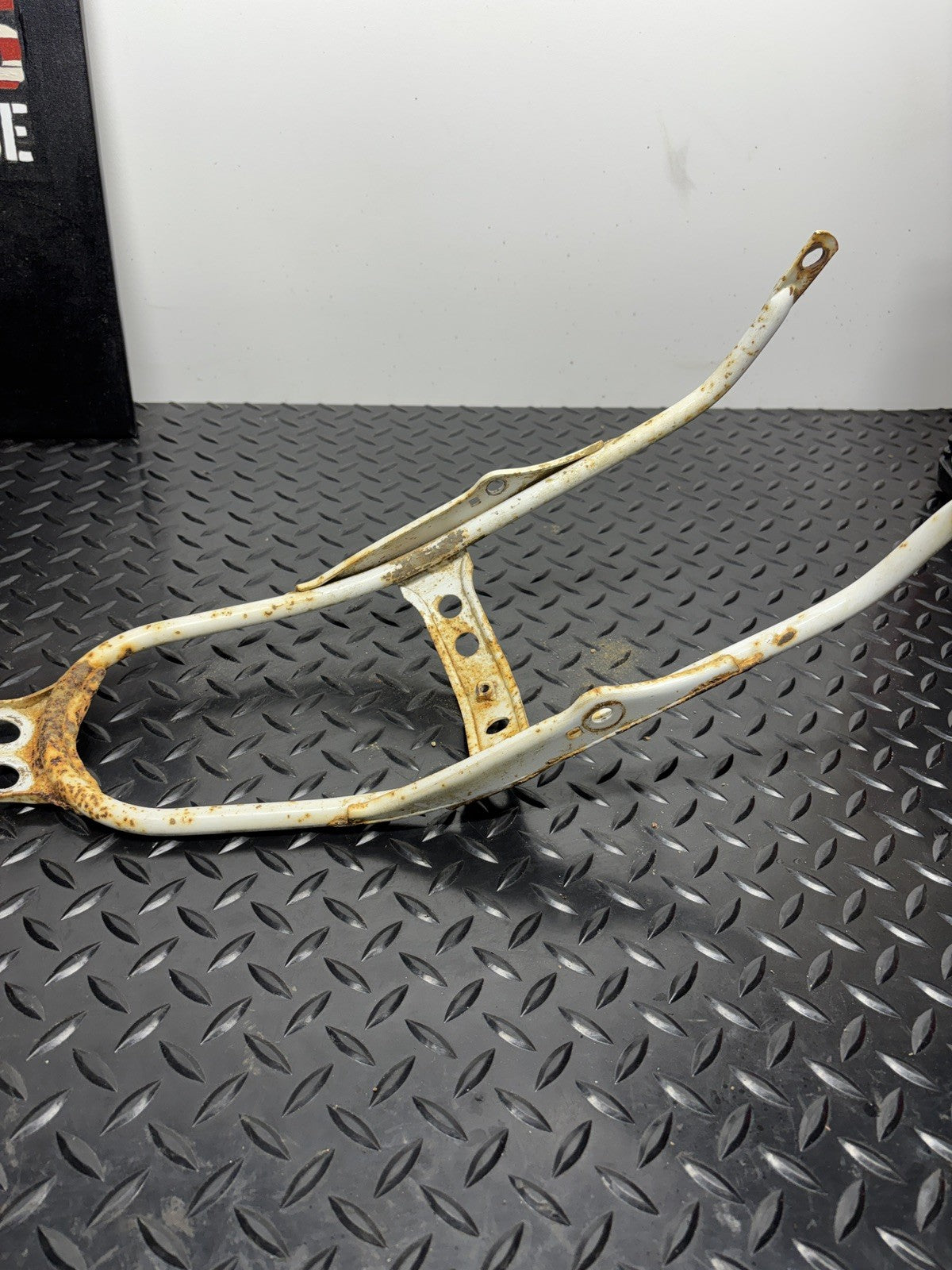 1991 Honda XR250L Rear Fender Support Bracket Rail 80110-KV6-00ZA