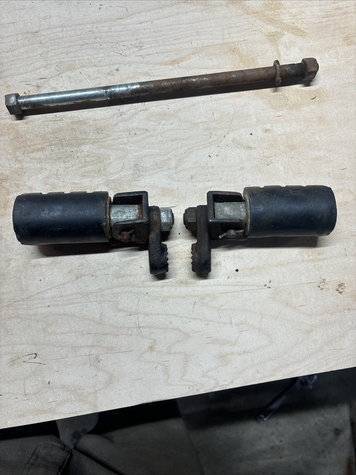 1974 Kawasaki F7 175 Enduro Foot Pegs And Mounting Bolt
