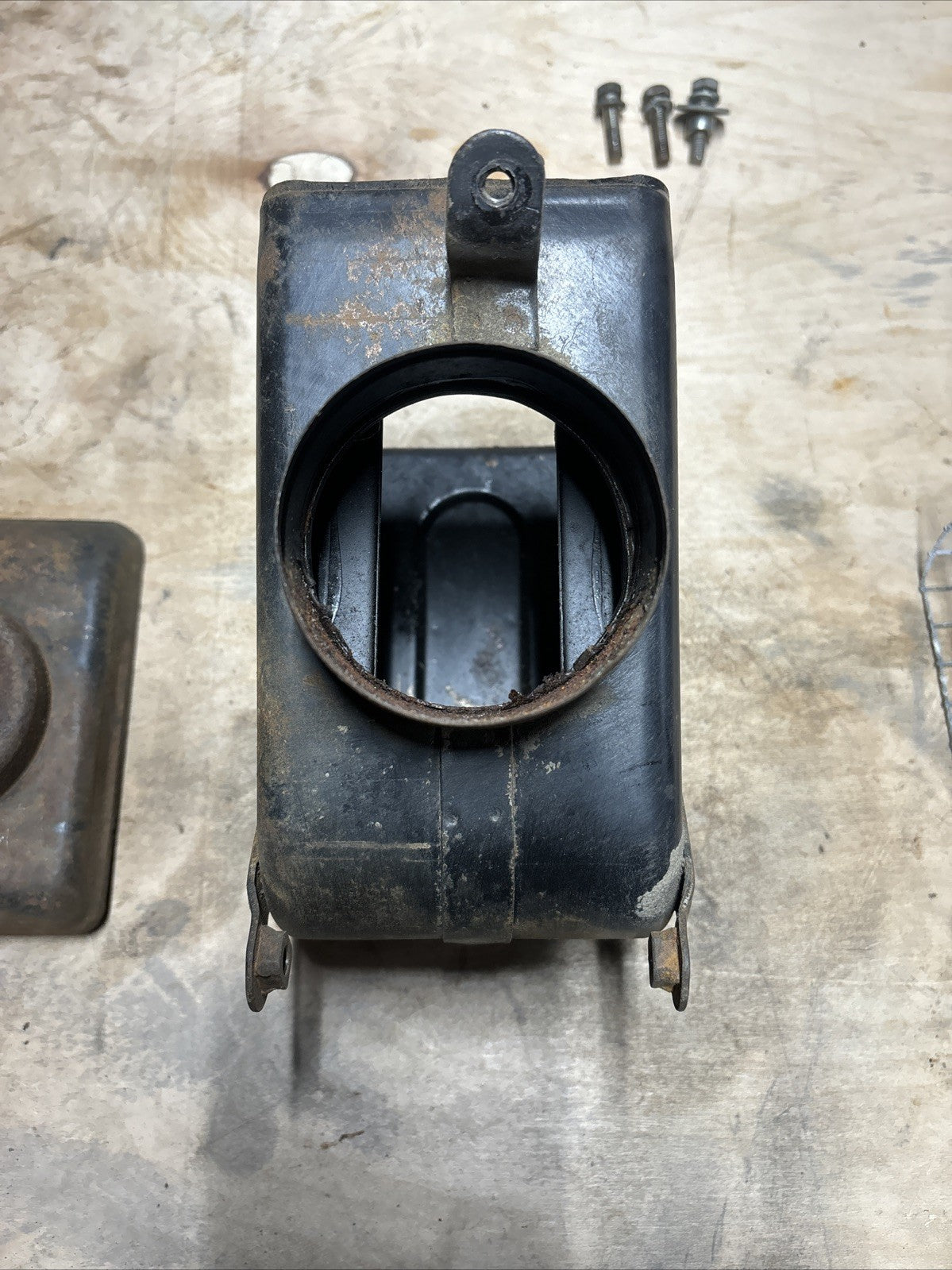 1974 Kawasaki F7 175 Enduro Airbox Air Box