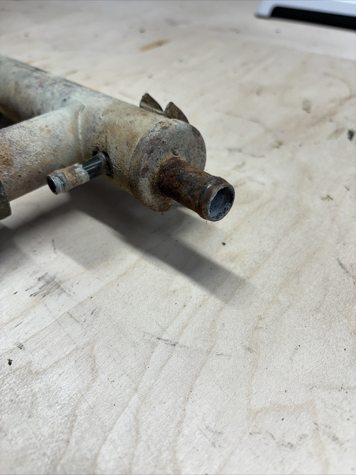 Suzuki Samurai Water Inlet Pipe, Water Log, Manifold, Water Inlet Tube