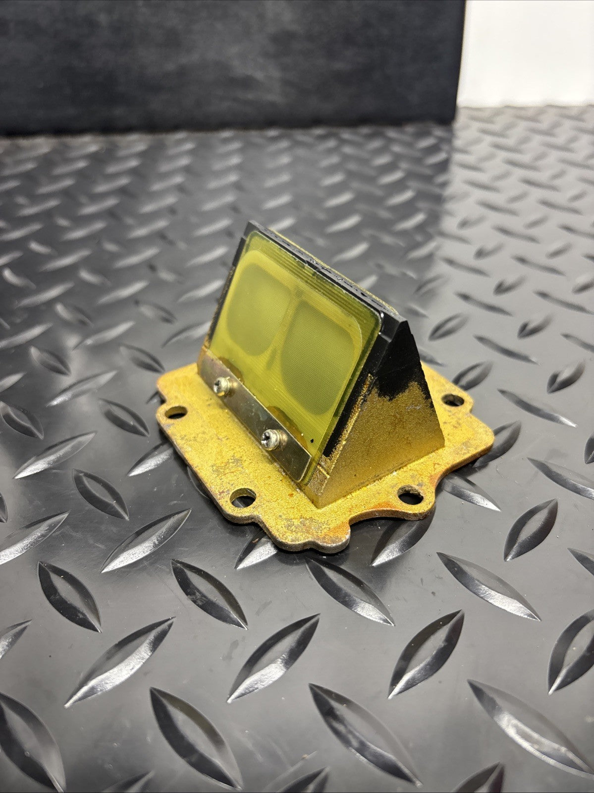 1994 Kawasaki KX125 KX 125 Reed Cage Reeds Mount