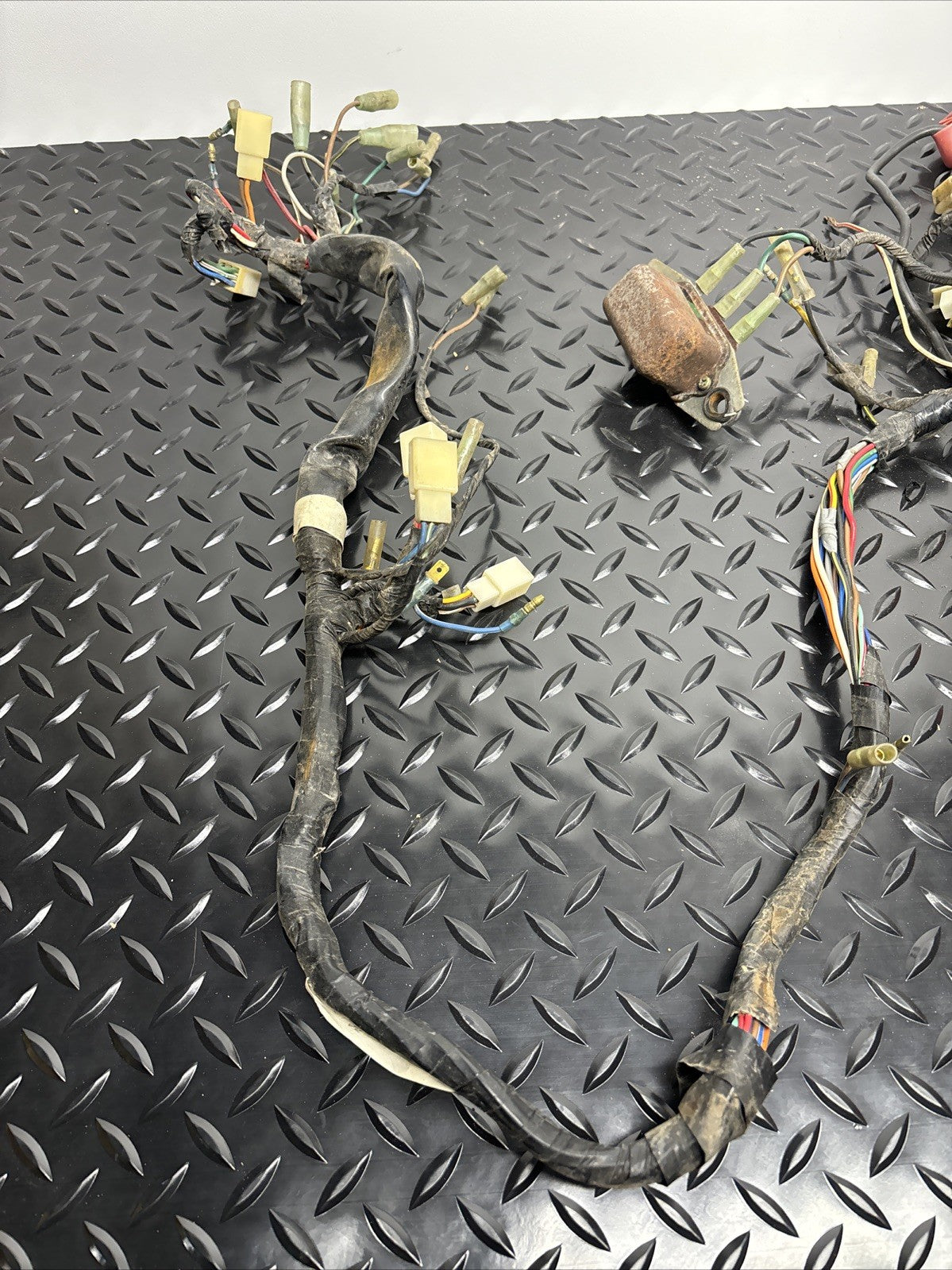 1976 Kawasaki KZ400 Main Wiring Harness OEM Cdi Rectifier Fuse Box Solenoid