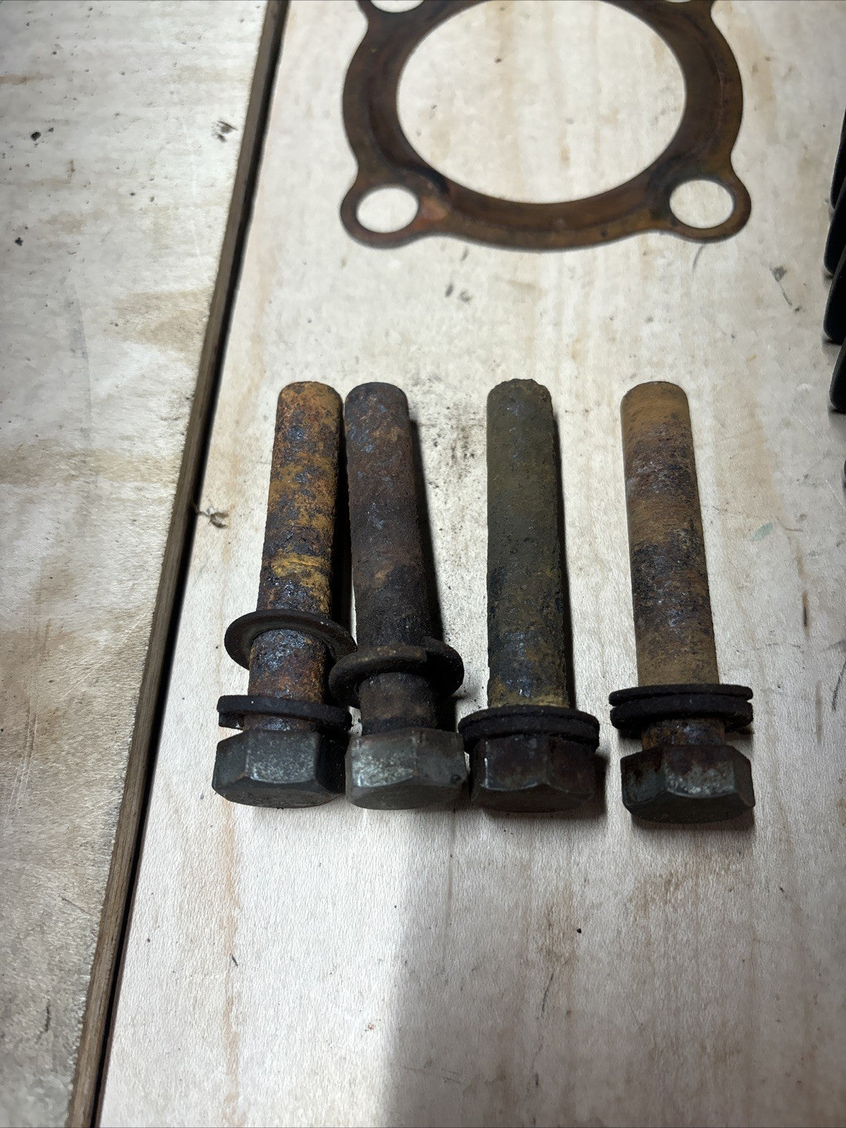 1974 Kawasaki F7 175 Enduro Cylinder Head With Head Gasket And Bolts